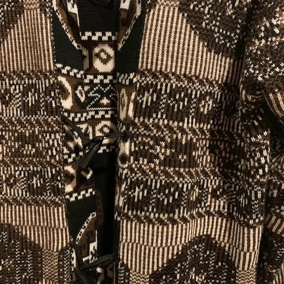 LF cardigan/ sweater / jacket - Picture 4 of 7